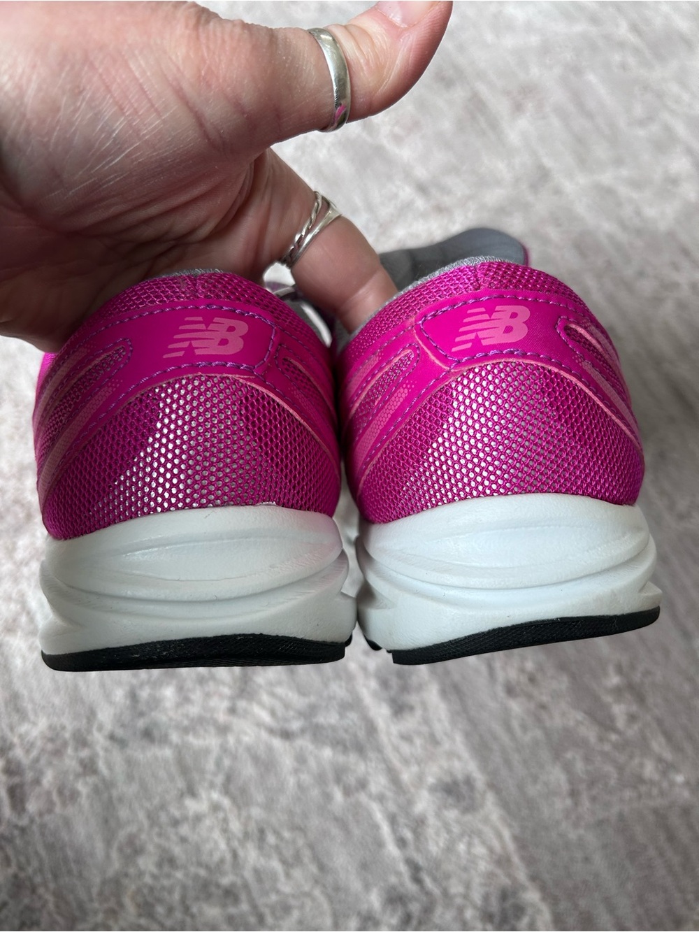 NWOB New Balance 580 V5 Womens Techride Athletic Running Shoe Fushia Gray  Sz 7 - Picture 6 of 8